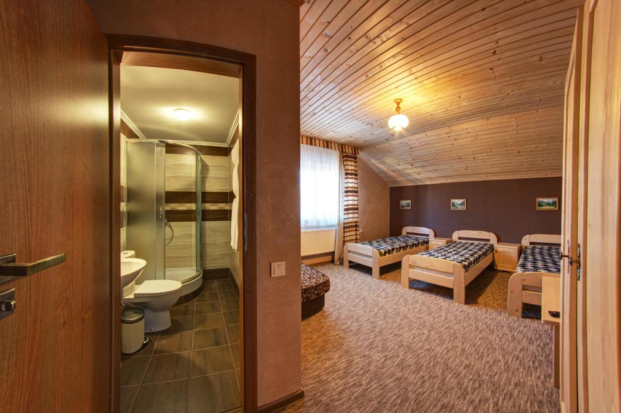 Hotel Gutsulia Bukovel Værelse billede