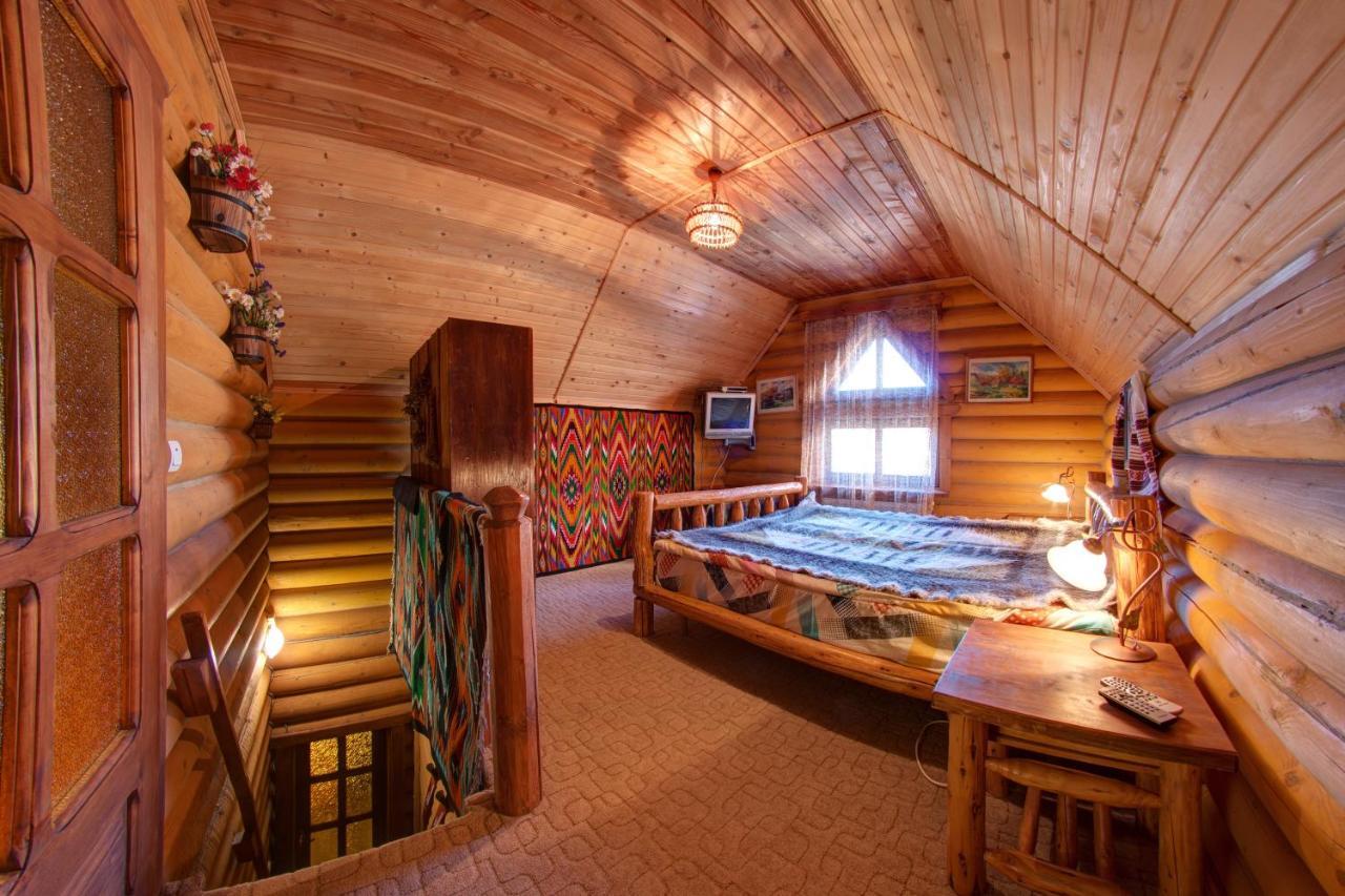Hotel Gutsulia Bukovel Værelse billede