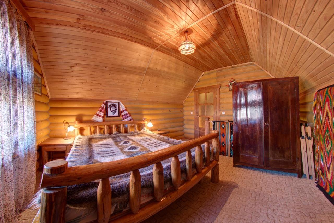 Hotel Gutsulia Bukovel Værelse billede