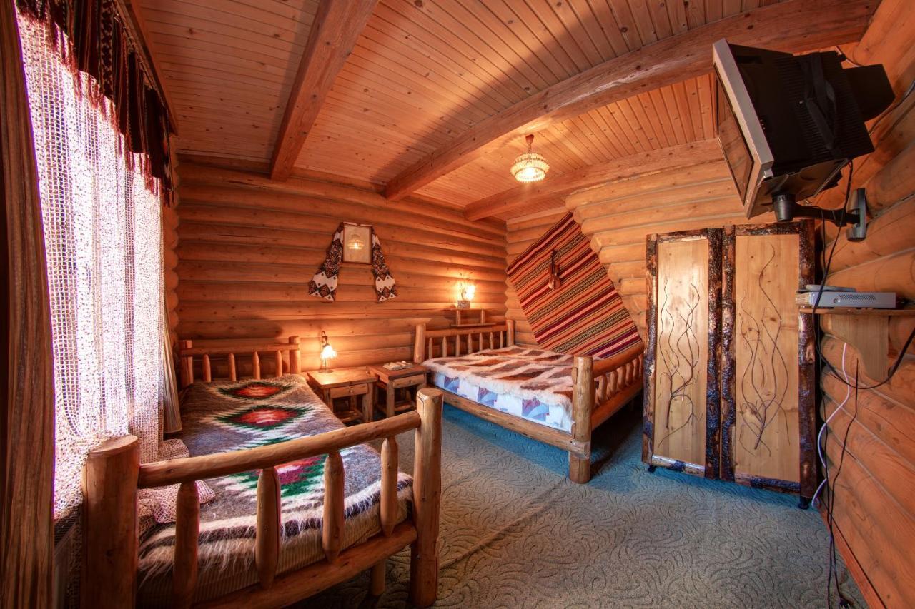 Hotel Gutsulia Bukovel Værelse billede
