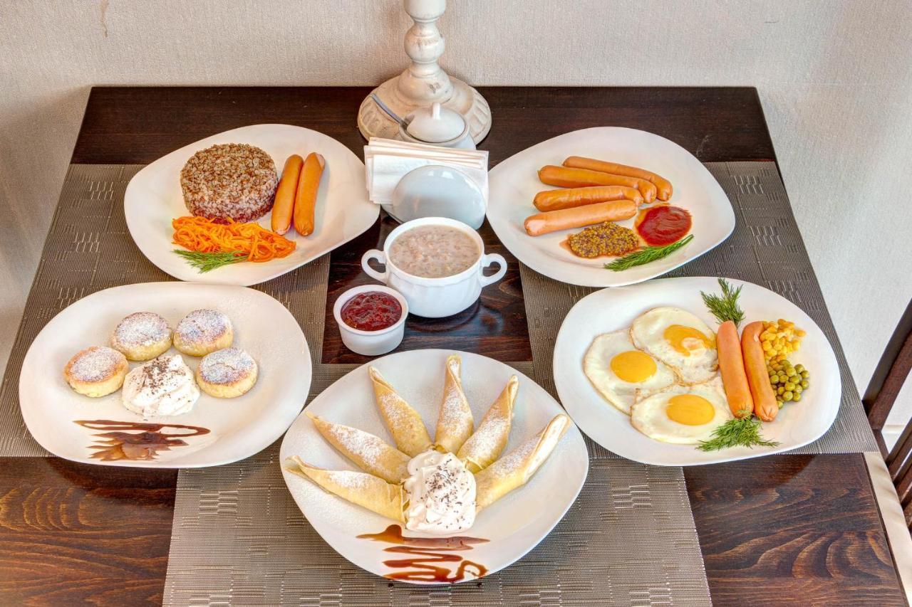 Hotel Gutsulia Bukovel Eksteriør billede